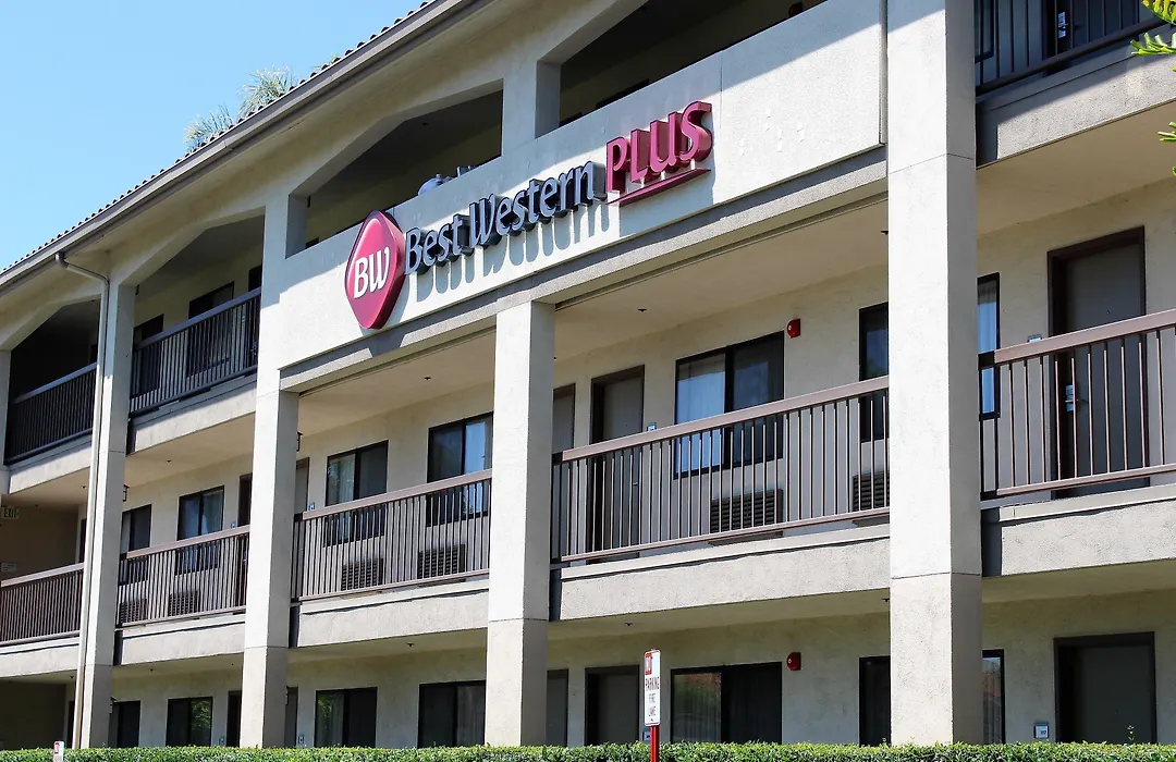 Best Western Plus Orange County Airport North-1